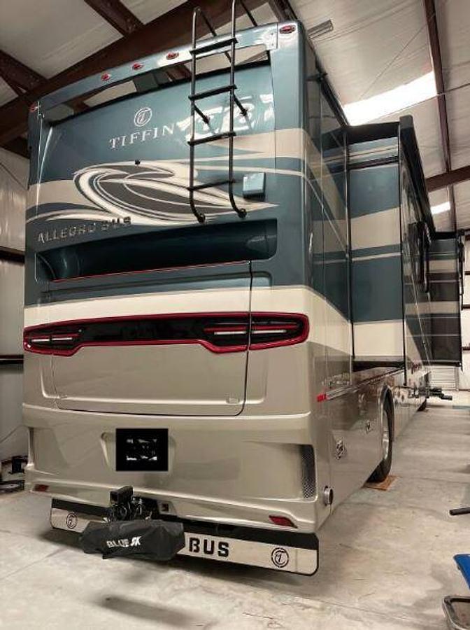 Used 2022 Tiffin Motorhomes ALLEGRO BUS 40IP Class A Motorhome