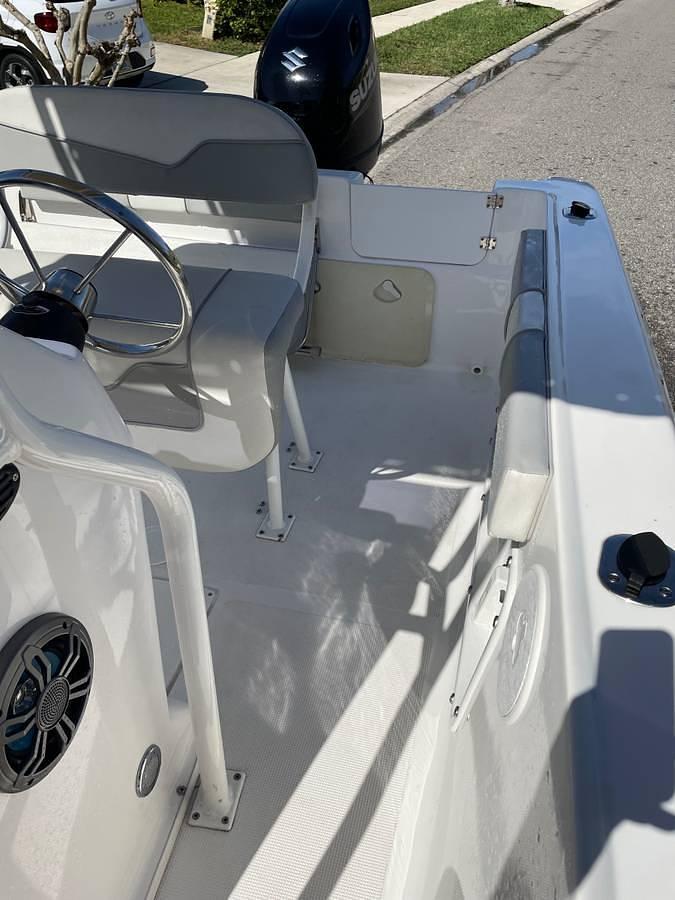 Used 2023 Key Largo 2001