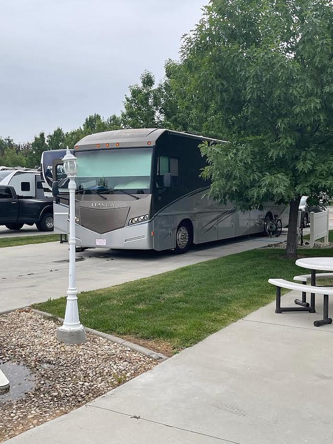 Used 2014 Itasca Solei 38R | Bath & Half | Cummins Diesel | Bunk Beds | Washer & Dryer | Full-Time Ready