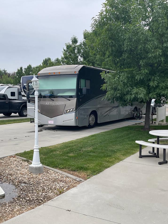 Used 2014 Itasca Solei 38R | Bath & Half | Cummins Diesel | Bunk Beds | Washer & Dryer | Full-Time Ready