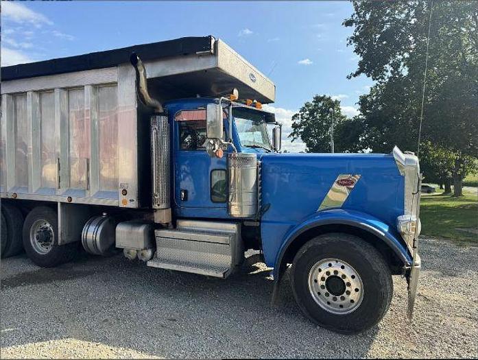 Used 2019 Peterbilt 389 Dump Truck