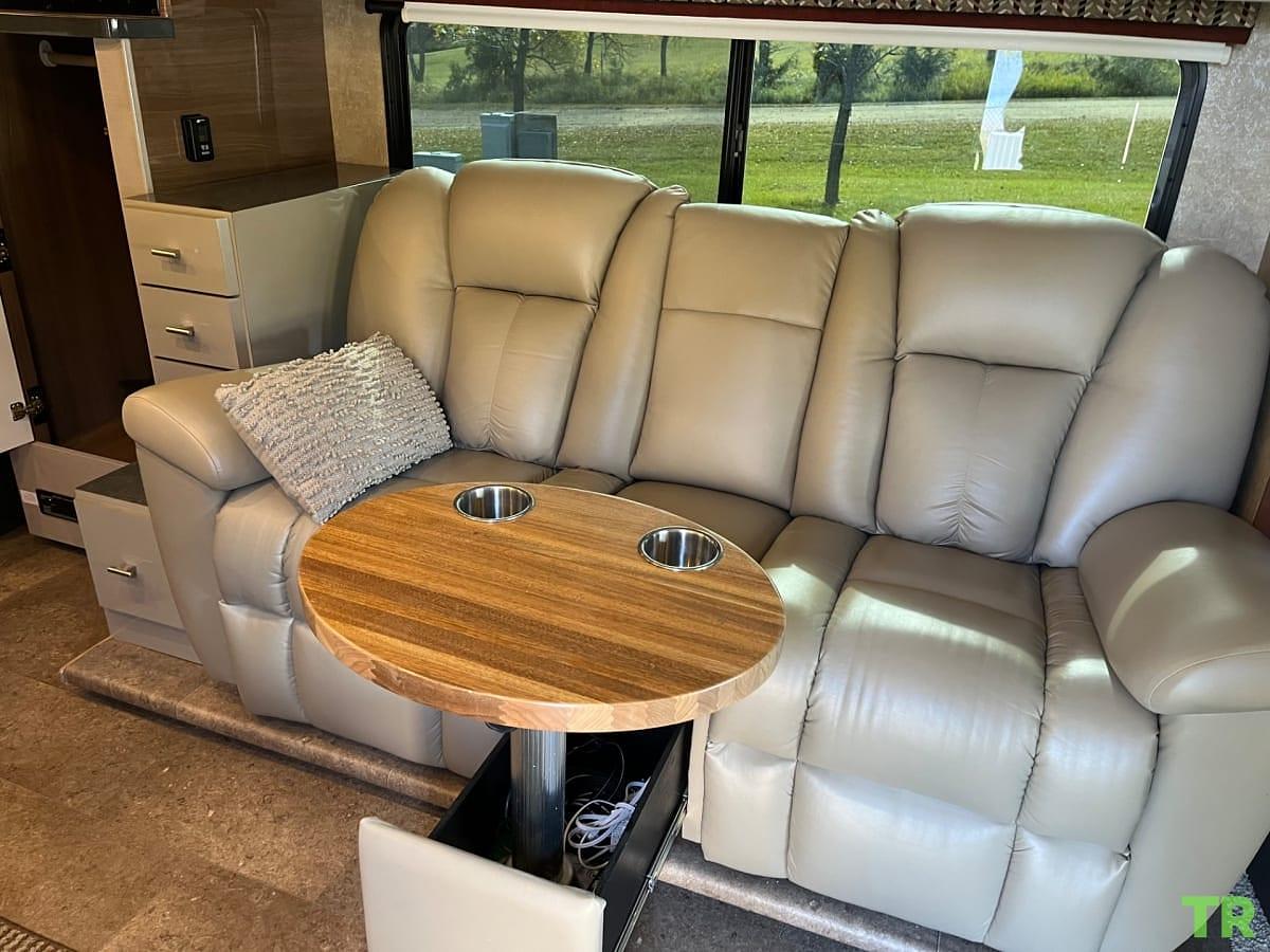 Used 2017 Winnebago View 25j