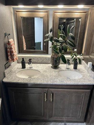 Used 2023 American Coach American Dream 45D