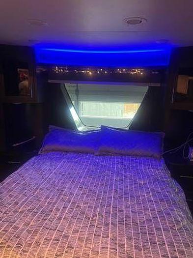 Used 2021 Jayco SEISMIC 4125 TOY HAULER 45 Foot