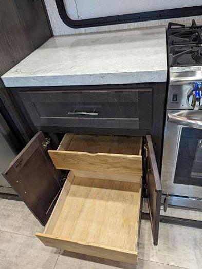 Used 2021 Grand Design Momentum 376THS