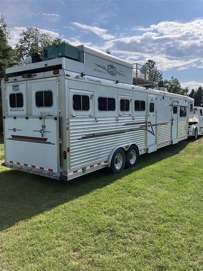 Used 2005 Elite 5 Horse Trailer