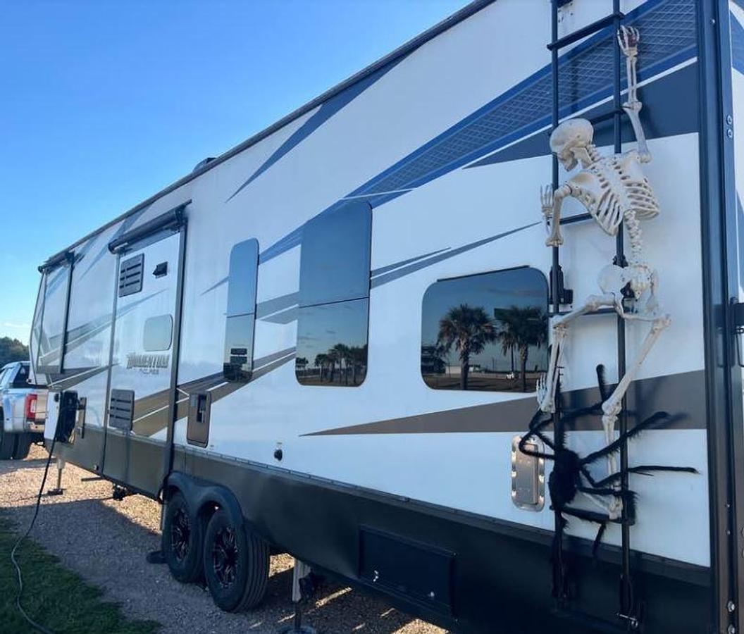 Used 2020 Grand Design Momentum 349m