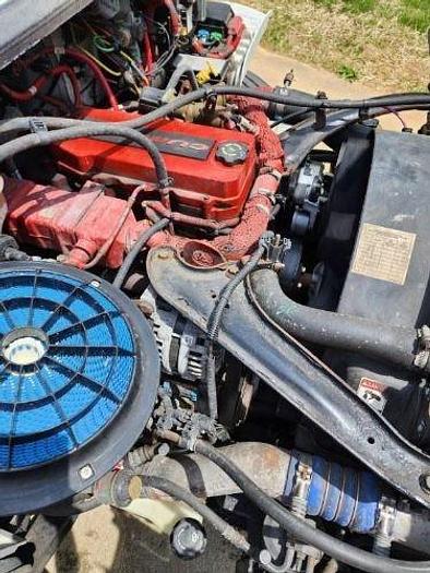 Used 2016 Freightliner BUSINESS CLASS M2 106