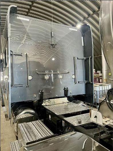 Used 2020 Peterbilt 389