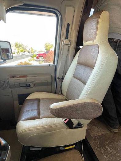 Used 2018 Coachmen Leprechaun 260DS