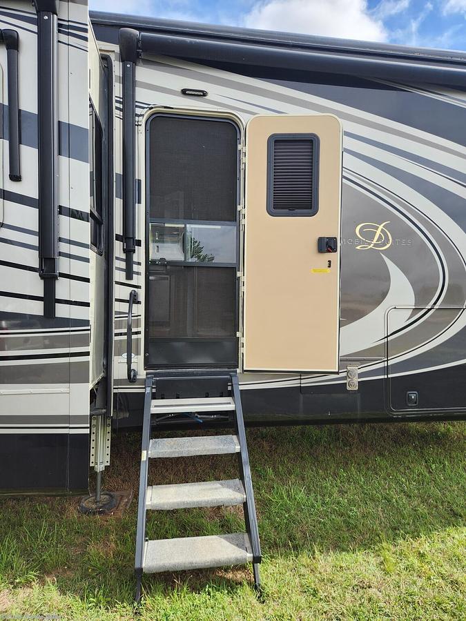 Used 2020 DRV Mobile Suite 44 Columbus