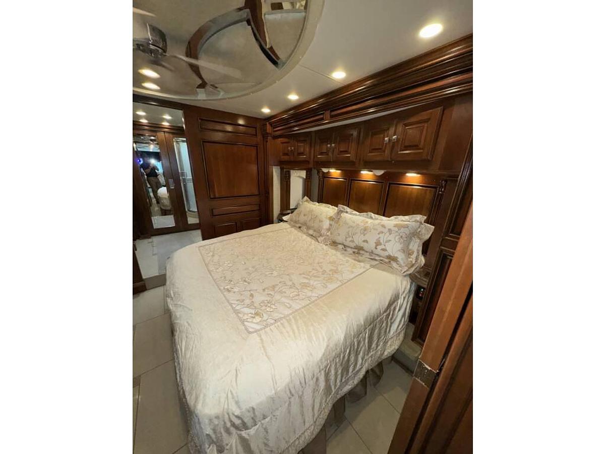 Used 2011 Tiffin Zephyr 45QBZ