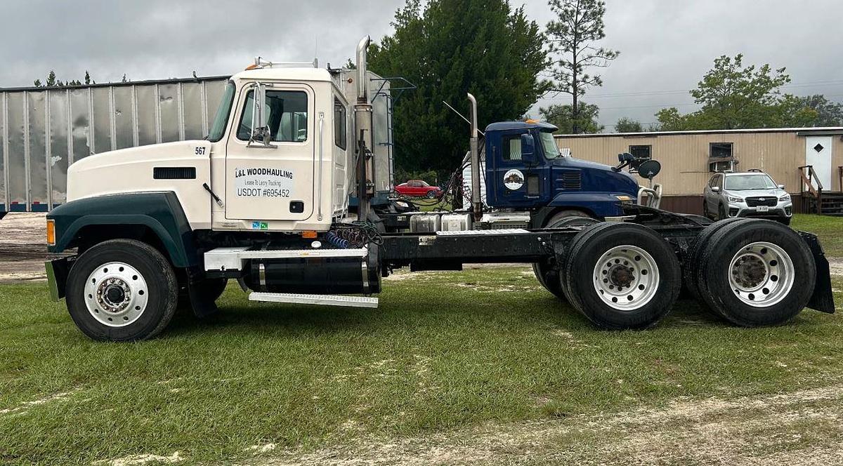 Used 1999 Mack CH613