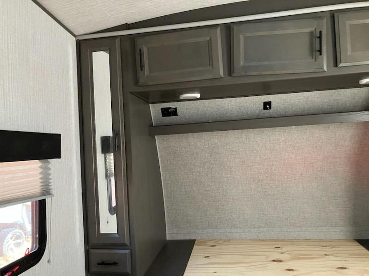 Used 2018 Heartland Fuel F-287 Travel Trailer Toy Hauler