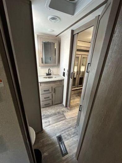 Used 2021 Keystone Raptor 415