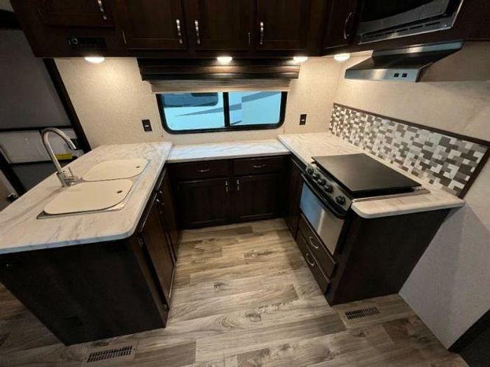 Used 2019 Jayco Talon 393T