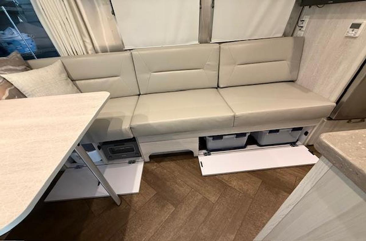 Used 2024 Airstream International 25FB Twin Travel Trailer