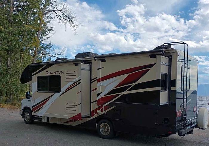 Used 2021 Thor Motor Coach Quantum LH26