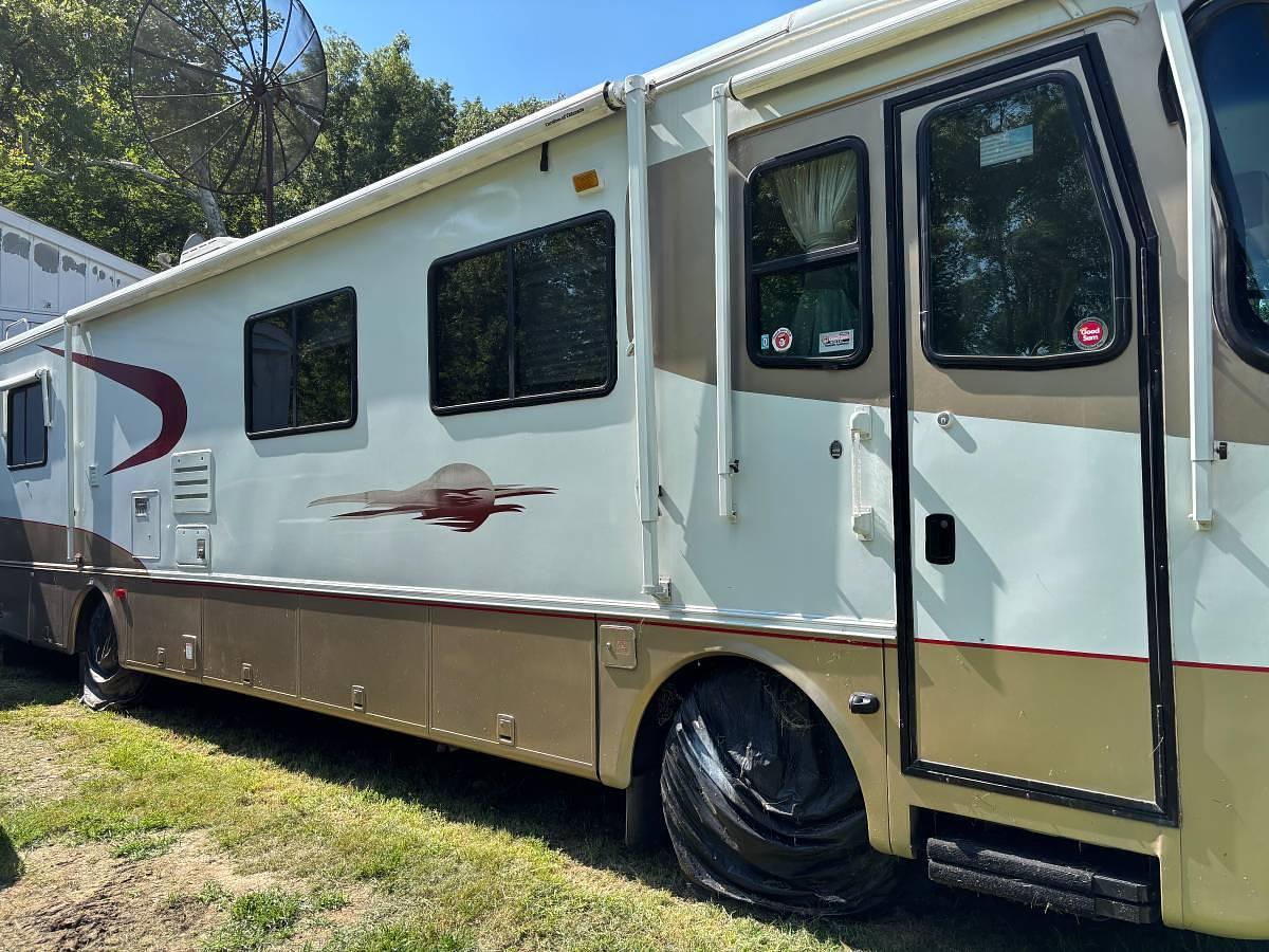 Used 1999 Holiday Rambler Endeavor Class A Motorhome