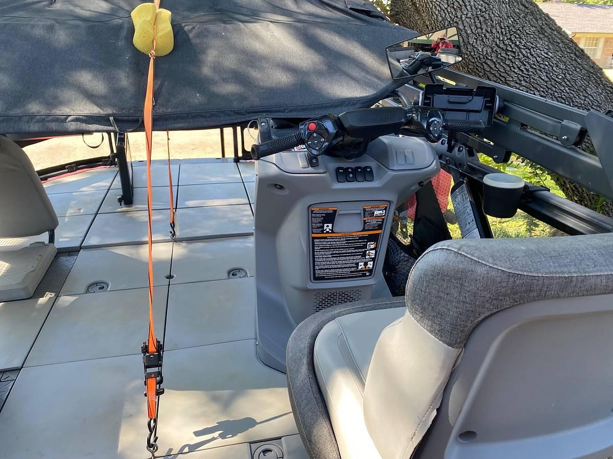 Used 2022 Seadoo Switch Sport 18/230