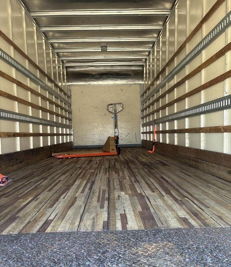 Used 2020 INTERNATIONAL MV Box Truck