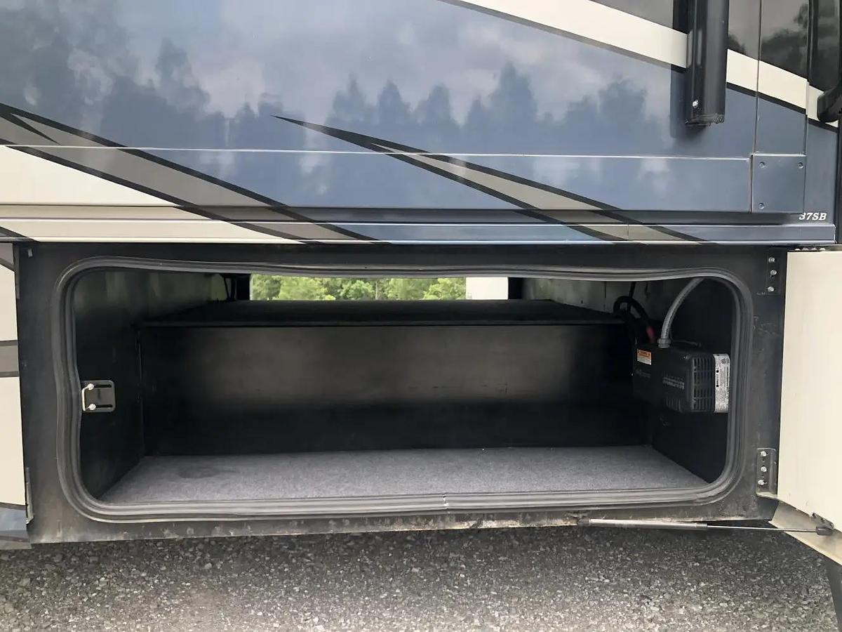 Used 2019 Coachmen Mirada Select 37SB Class A Motorhome