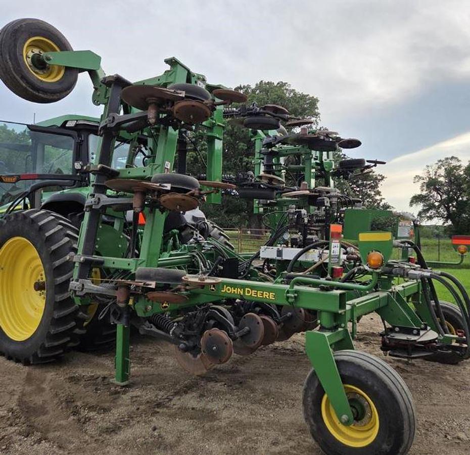 Used 2009 John Deere 2510H