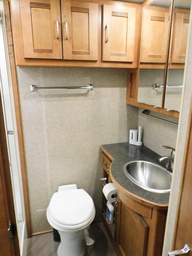 Used 2018 Winnebago Forza 34T