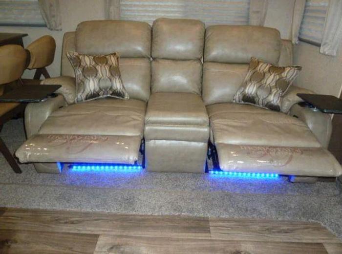 Used 2020 Northwood Arctic Fox Grande Ronde 35-5Z