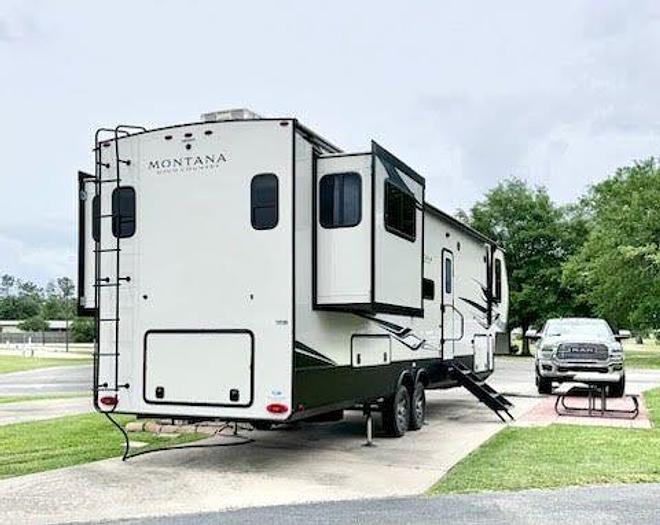 Used 2023 Keystone Montana High Country 373RD