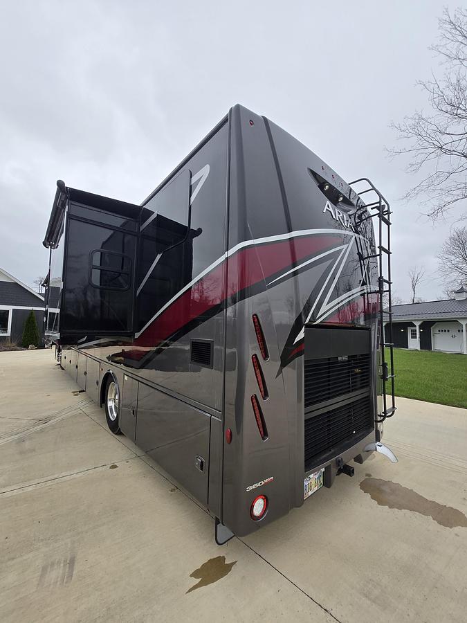Used 2024 Thor Motorcoach Aria 4000