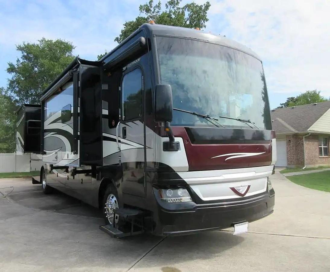 Used 2017 Fleetwood Pace Arrow LXE 38K Class A Motorhome
