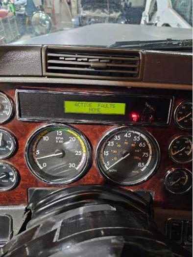 Used 2006 Freightliner Coronado