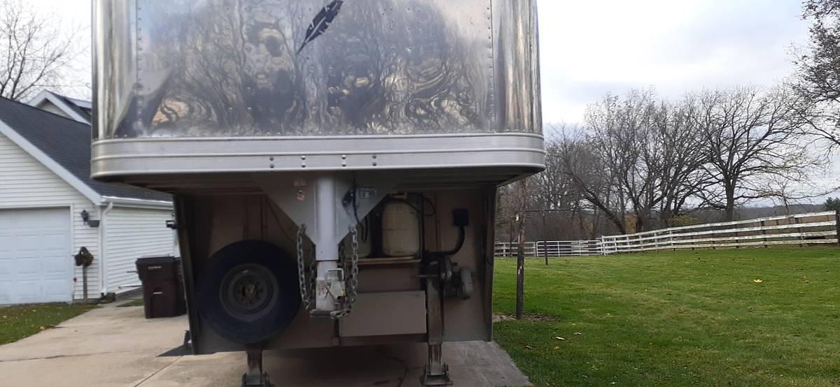 Used 2003 Featherlite 3 Horse Trailer w/LQ