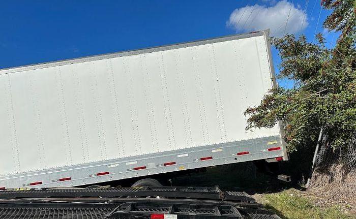 Used 2019 DRY VAN TRAILER