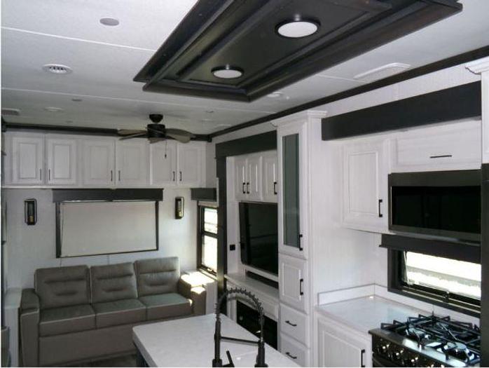 Used 2022 DRV Mobile Suites 36RSSB3