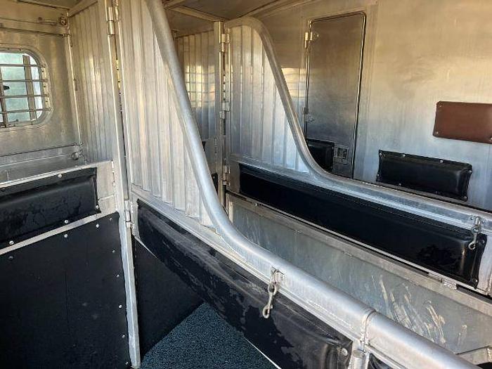 Used 2001 4 Star Livestock Trailer