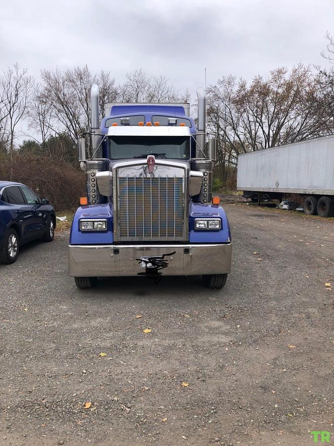 Used 2012 Kenworth W900L