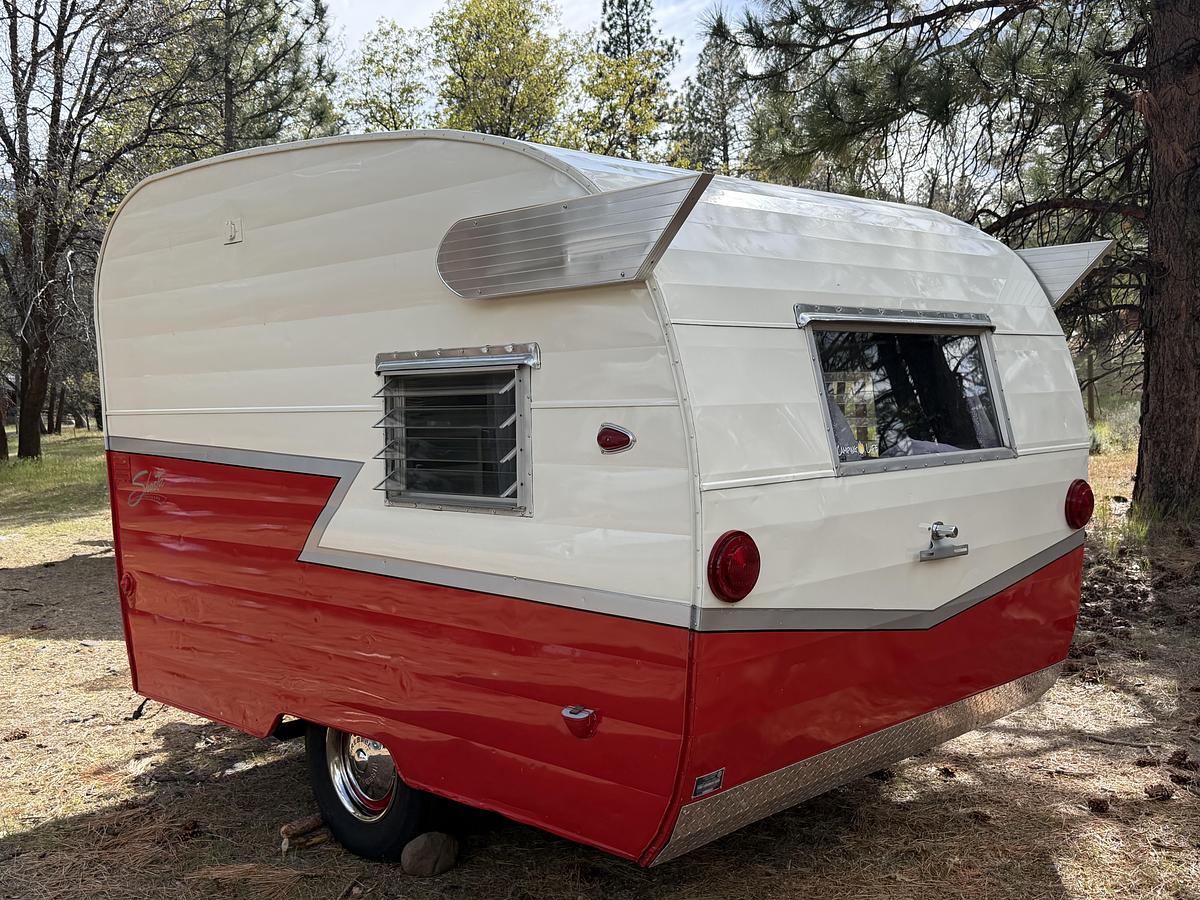 Used 1963 Shasta Canned Ham