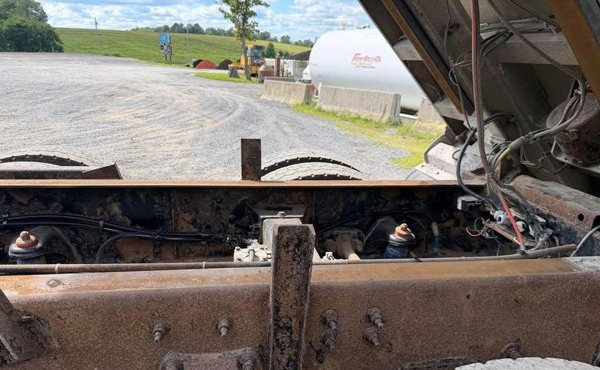 Used 2010 Peterbilt 367