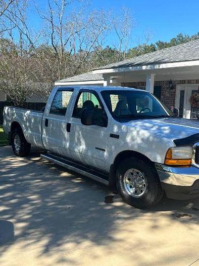 Used 2001 Ford Super Duty F-350 SRW XLT
