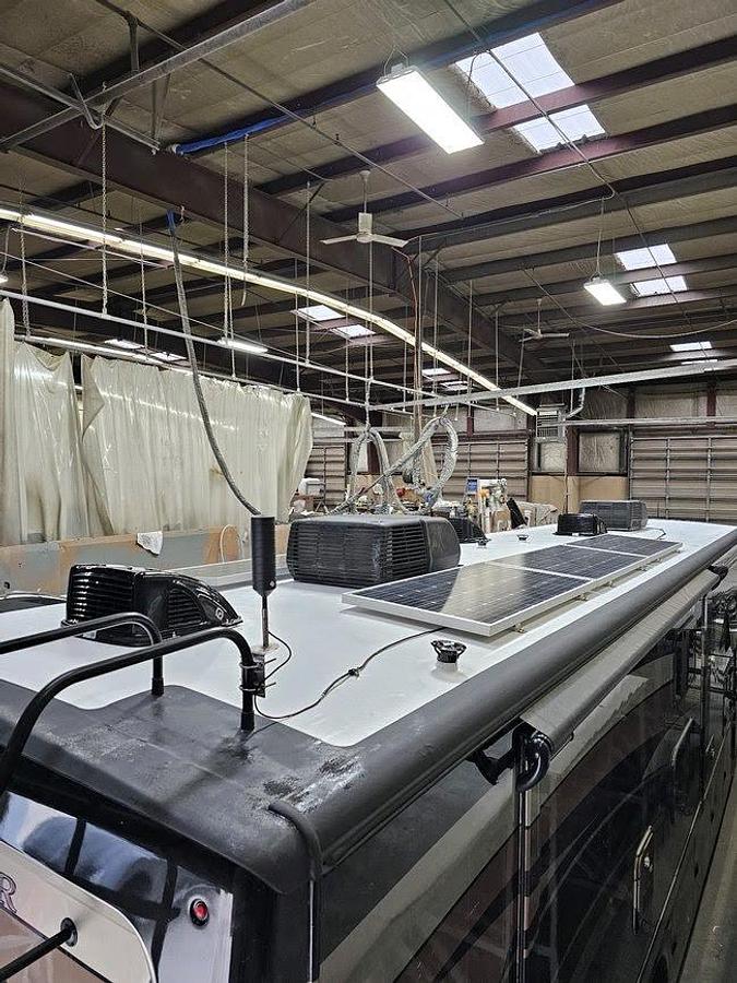 Used 2020 Thor Motor Coach Miramar 37.1 Class A Motorhome