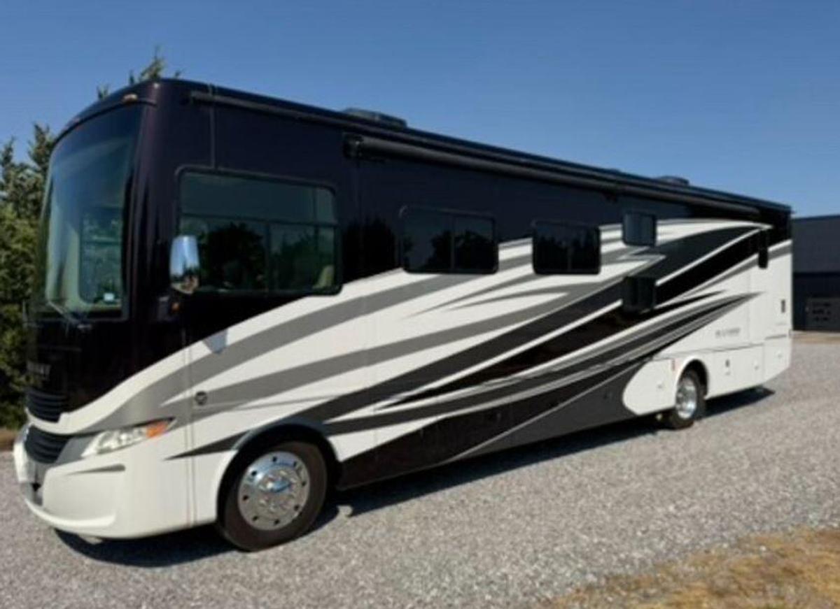 Used 2017 Tiffin Allegro Open Road 36UA Motorhome