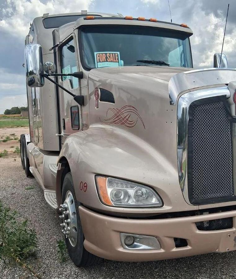 Used 2009 Kenworth T660
