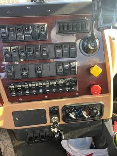 Used 2021 WESTERN STAR 4900SB