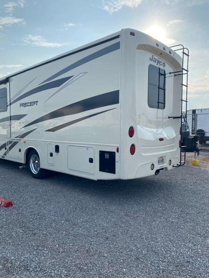 Used 2023 Jayco Precept 34G