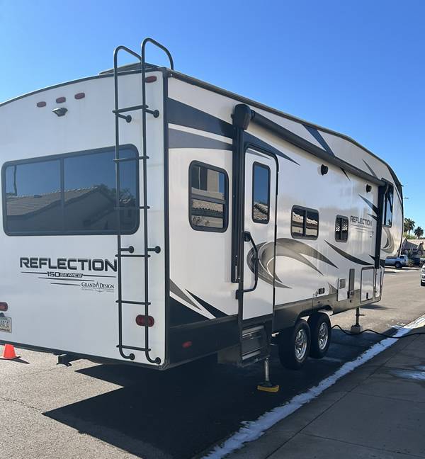 Used 2021 Grand Design 260RD