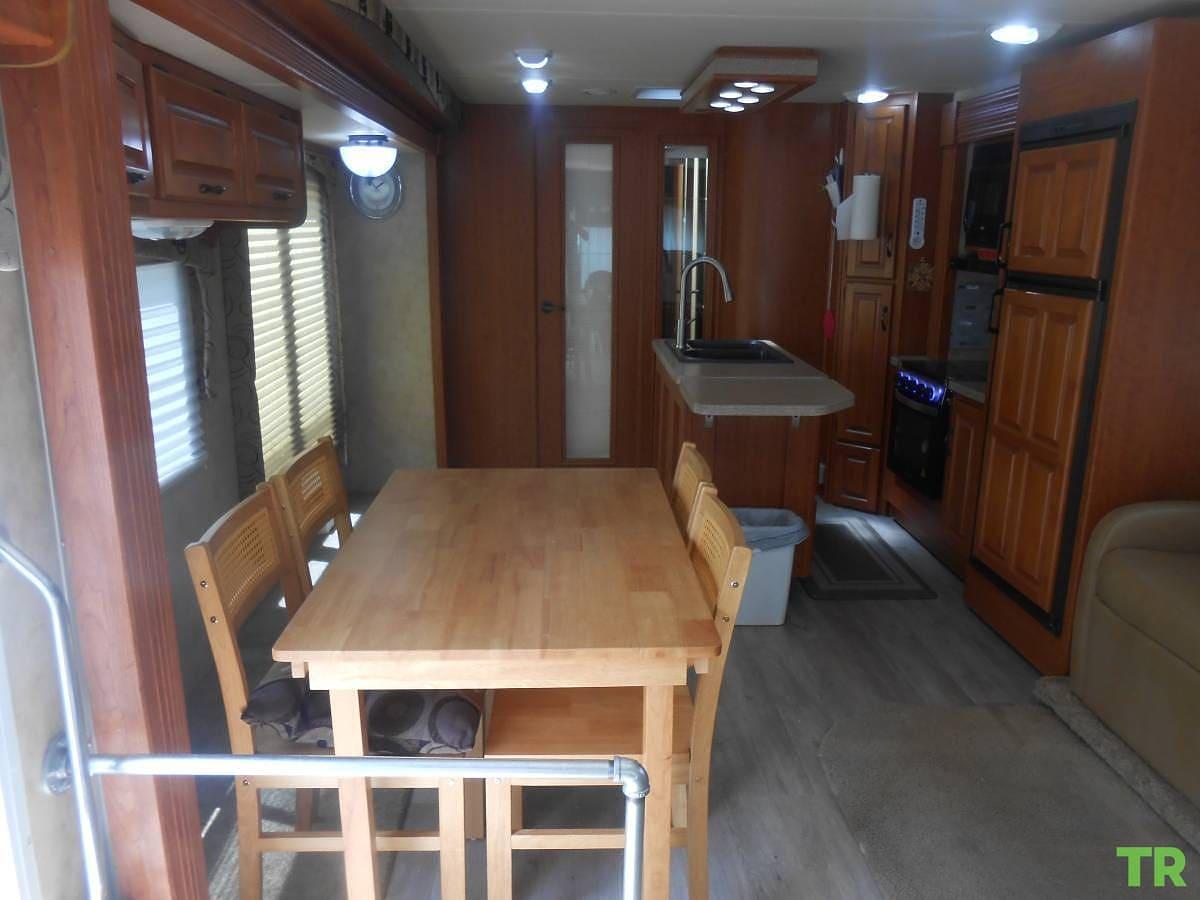 Used 2008 Damon Challenger Class A Motorhome