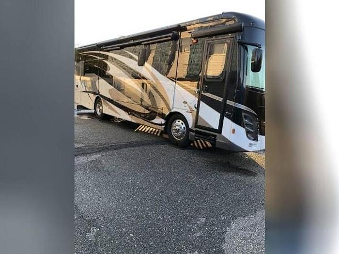 Used 2018 Forest River Berkshire 34QS
