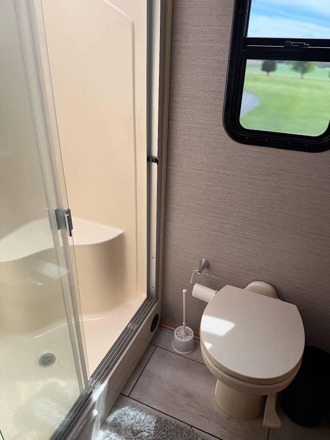 Used 2021 Tiffin Motorhomes Allegro Breeze 33BR Class A Motorhome